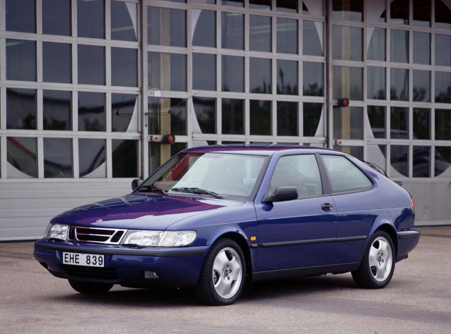  Saab 900 SE Turbo Coupe 1993 года  (фото 24 из 29)